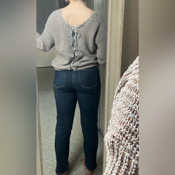 Forever 21 Gray V-Neck Sweater - Picture 12 of 13